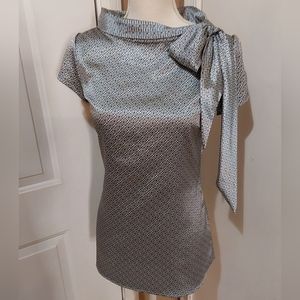 🌺 Like New Camaieu Dressy Blouse